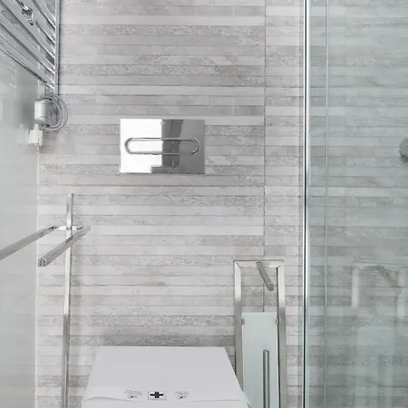Apartment Lujoso Atico Gran Terraza Solarium Privado Jacuzzi Sauna