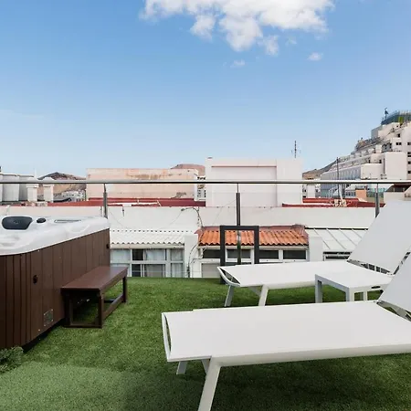 Lujoso ático Gran Terraza Solarium Privado Jacuzzi Sauna * Las Palmas de Gran Canaria